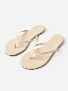 NWT TKees Foundations Flip Flops in Linen - Size 8 - MSRP $65